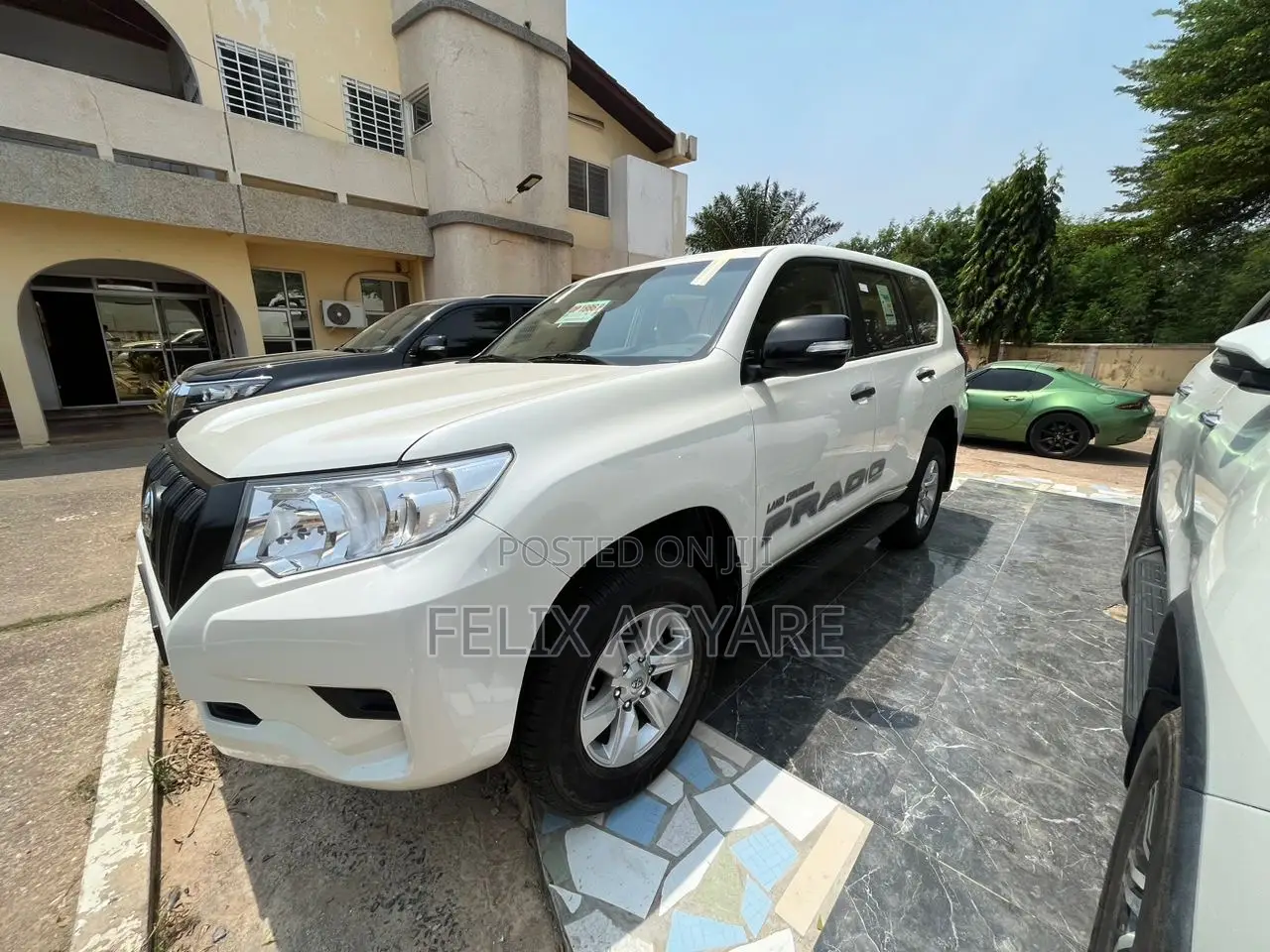 Toyota Land Cruiser Prado 2023 White