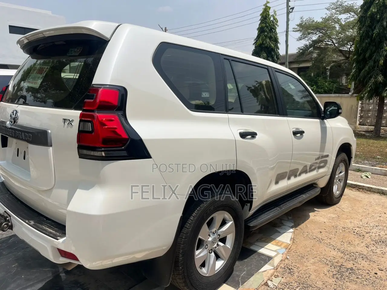Toyota Land Cruiser Prado 2023 White