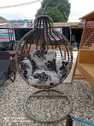 Outdoor/Indoor Basket Swing Chair