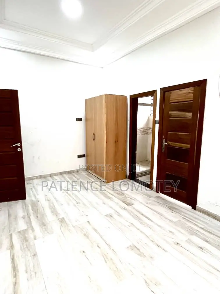 5bdrm House in Little Legon for rent