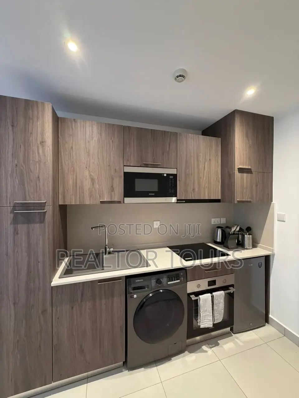 Furnished Studio Apartment in Airport Residential Area for rent