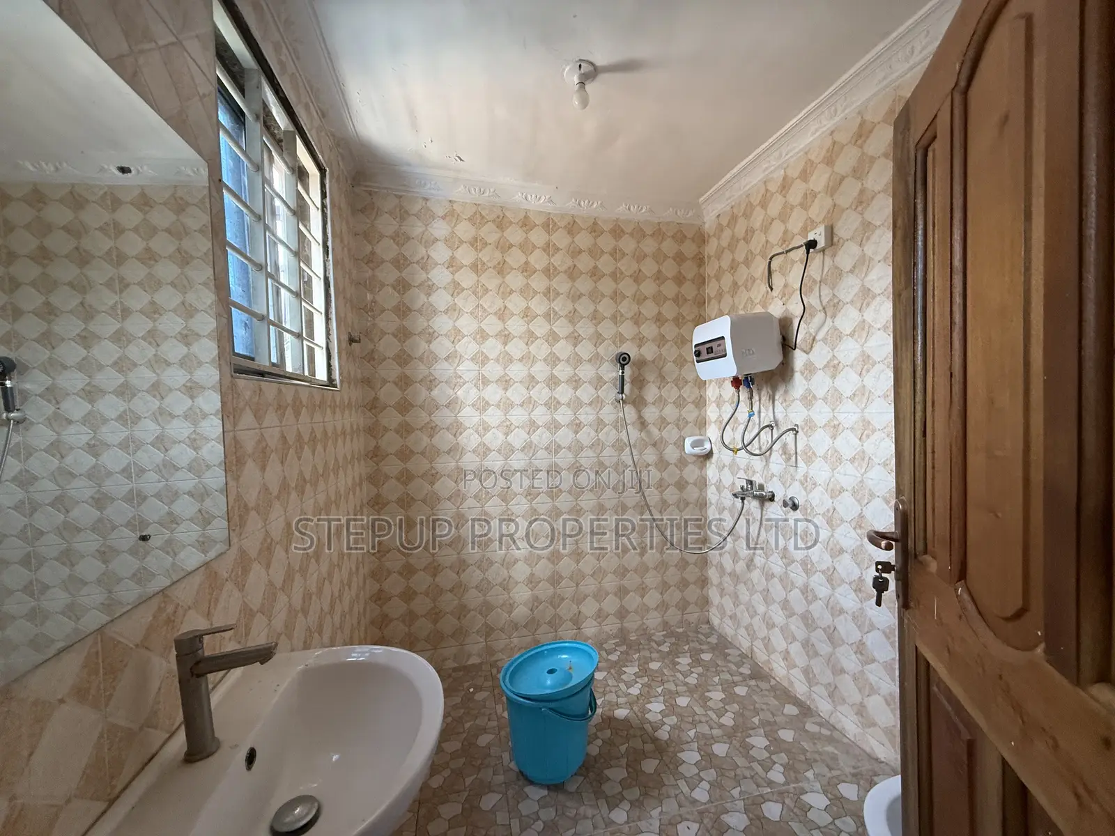 2bdrm Apartment in Abokobi, Adenta for rent