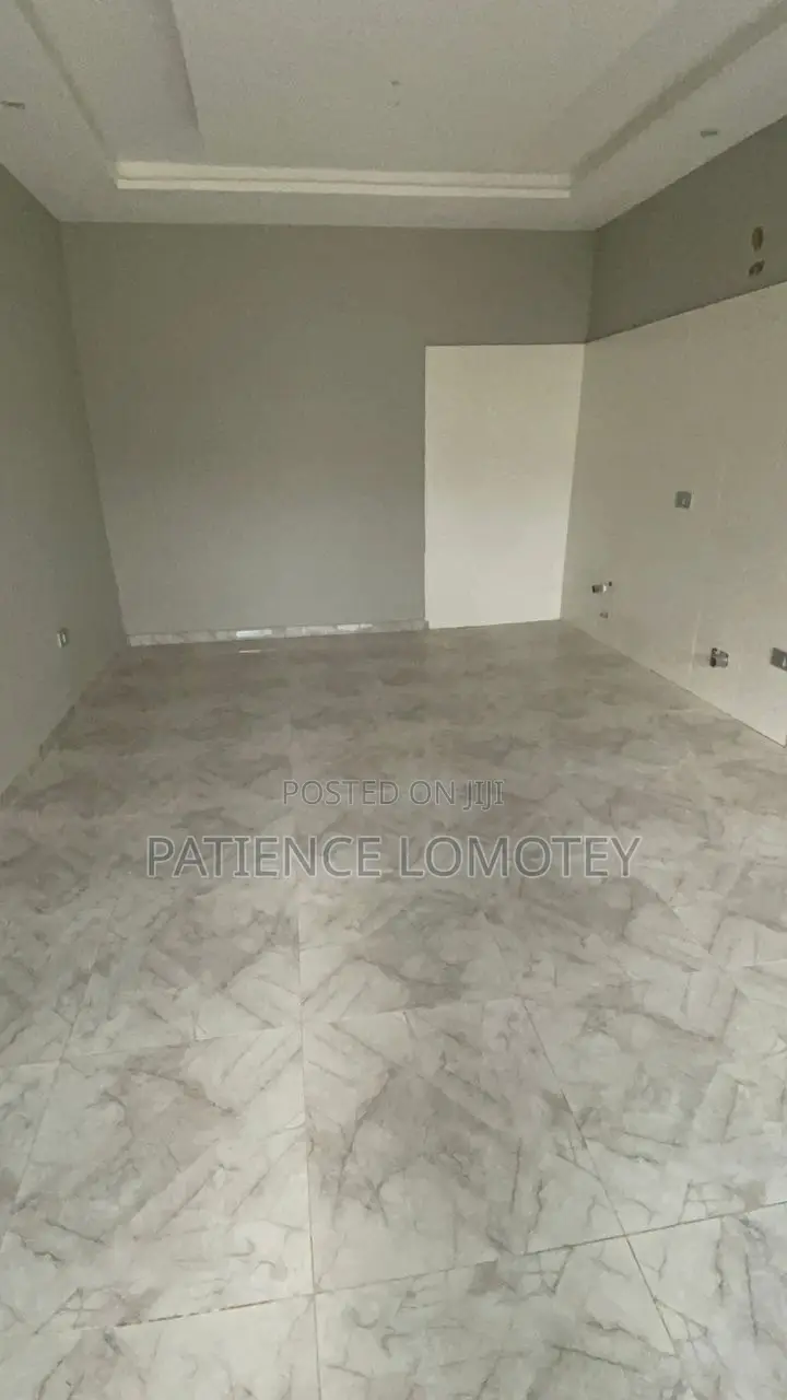 2bdrm Duplex in Accra Metropolitan for sale