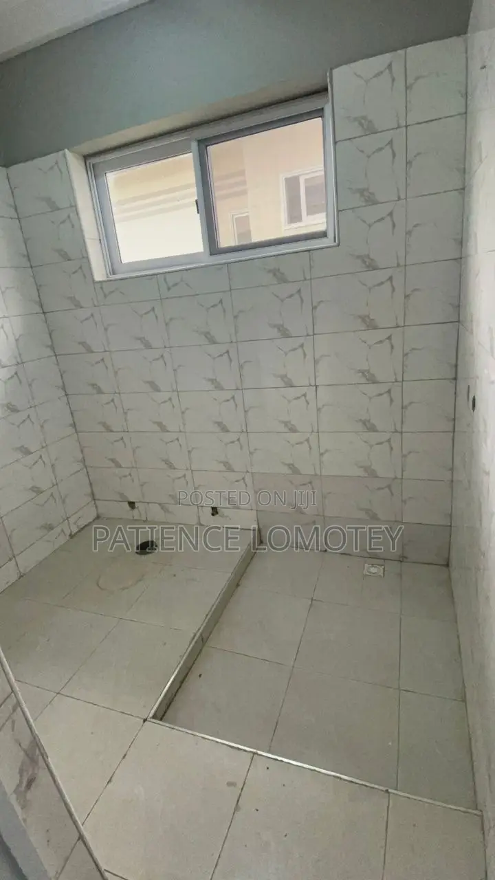 2bdrm Duplex in Accra Metropolitan for sale