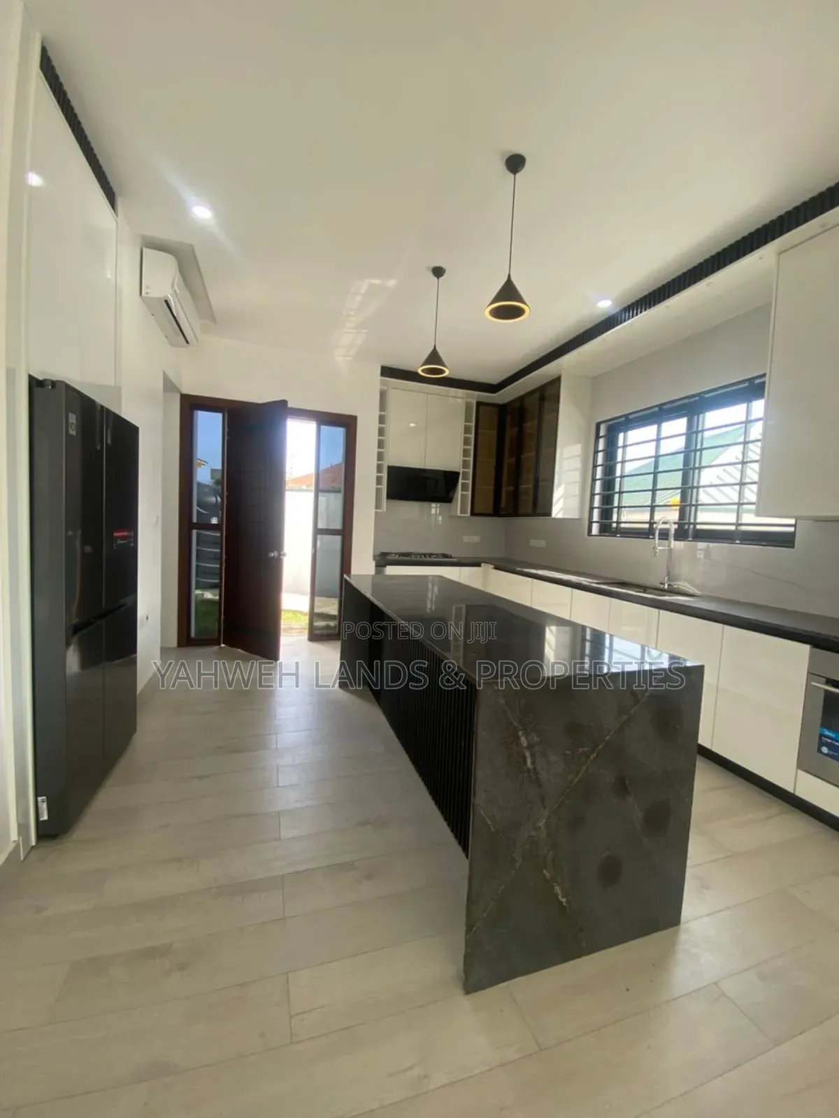 3bdrm House in Baatsona Total for sale