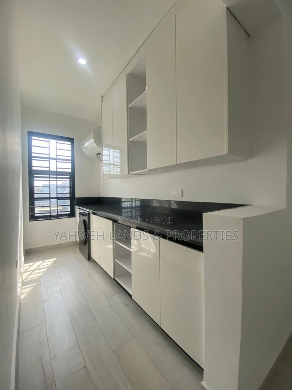 3bdrm House in Baatsona Total for sale