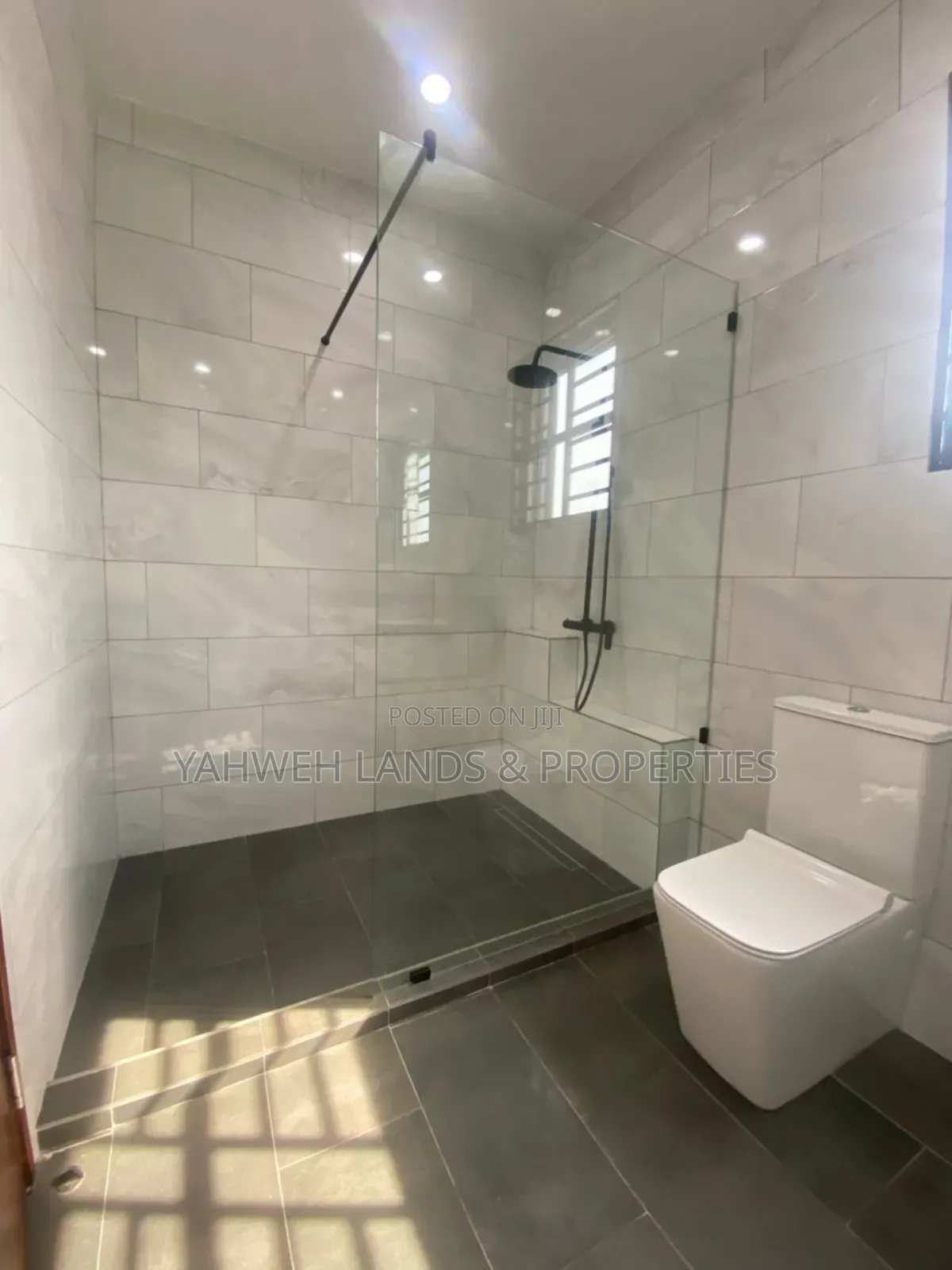 3bdrm House in Baatsona Total for sale