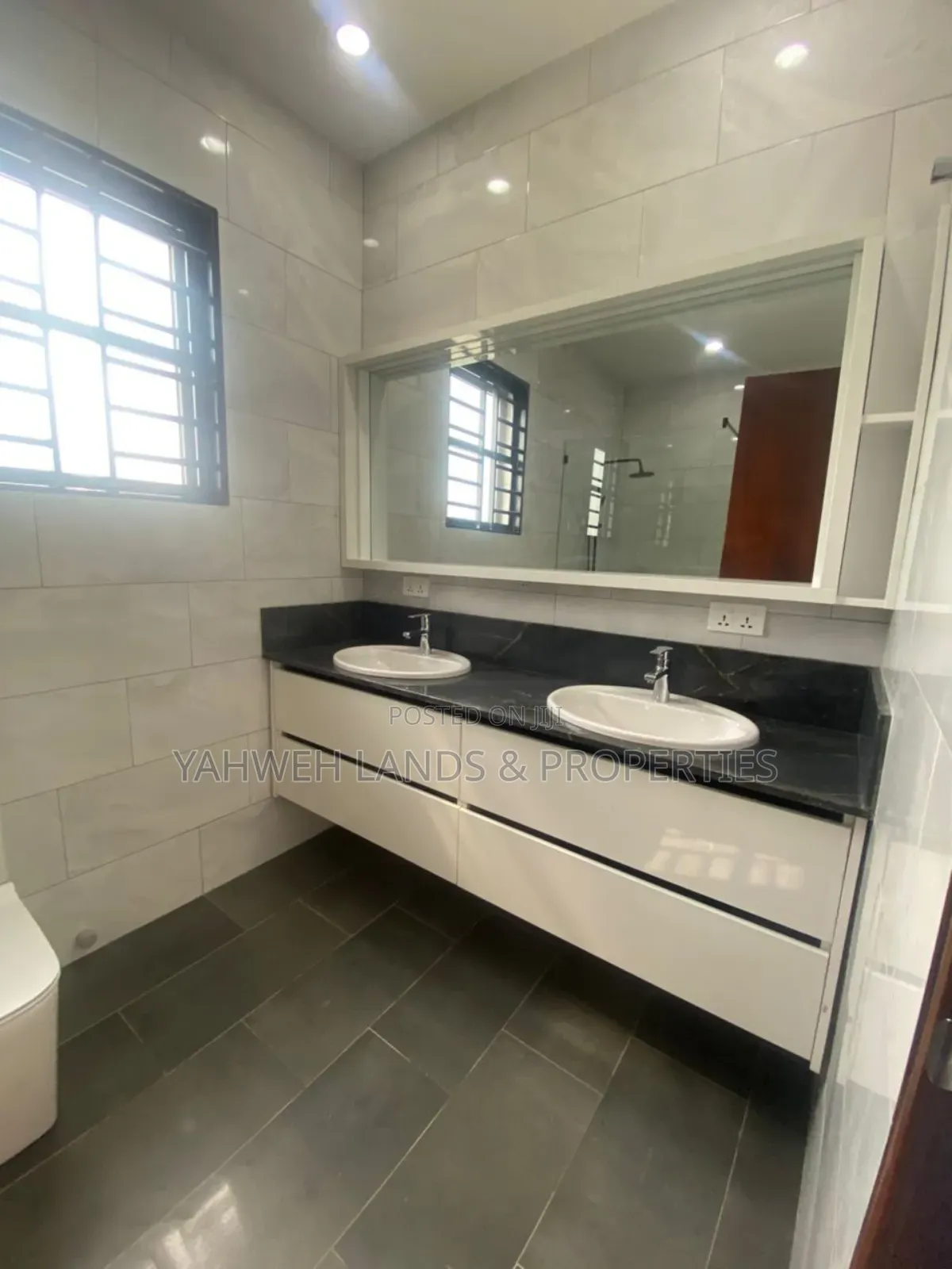 3bdrm House in Baatsona Total for sale