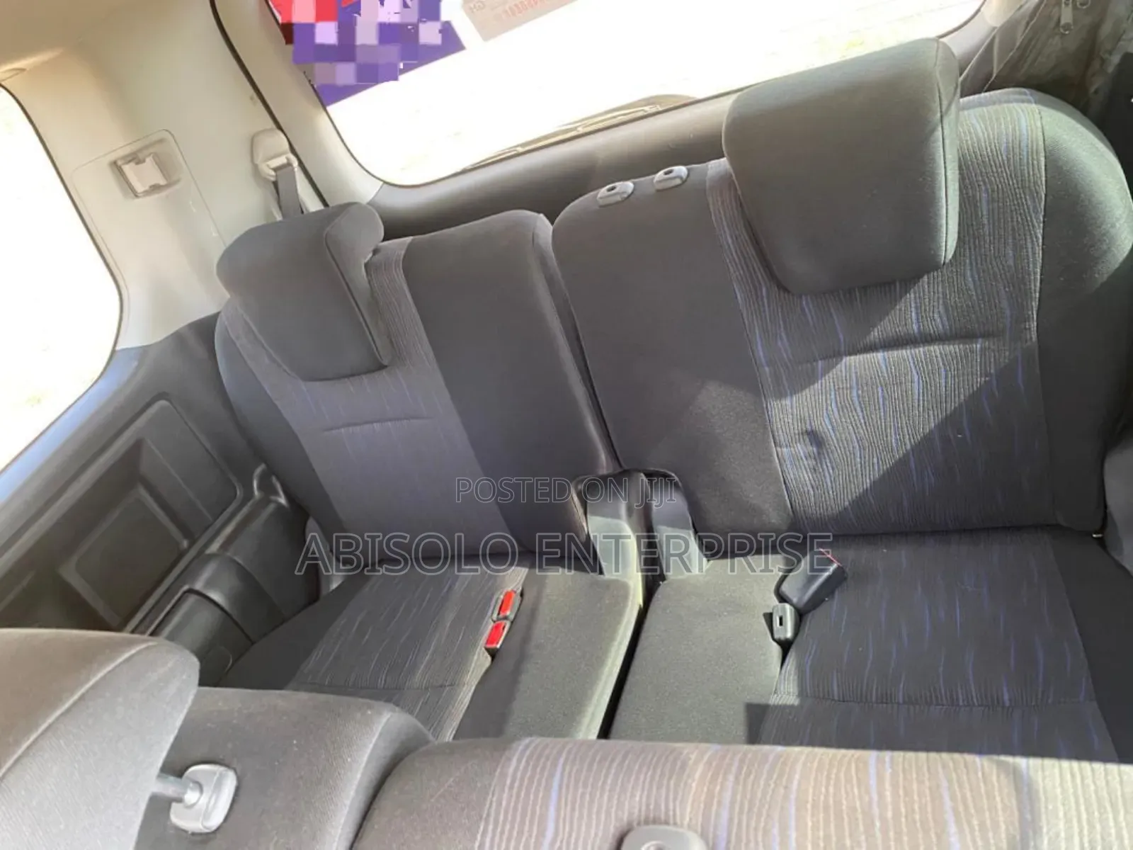 Toyota Vitz 1.0 FWD 5dr 2010