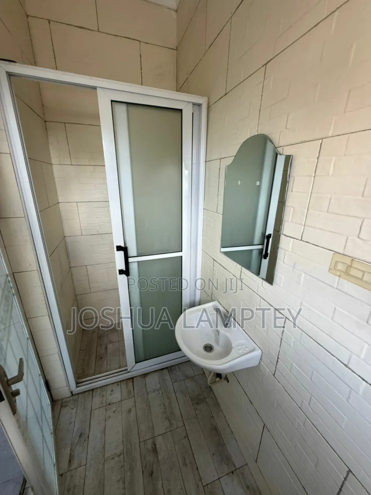 2bdrm Apartment in Awoshie A Lang for rent