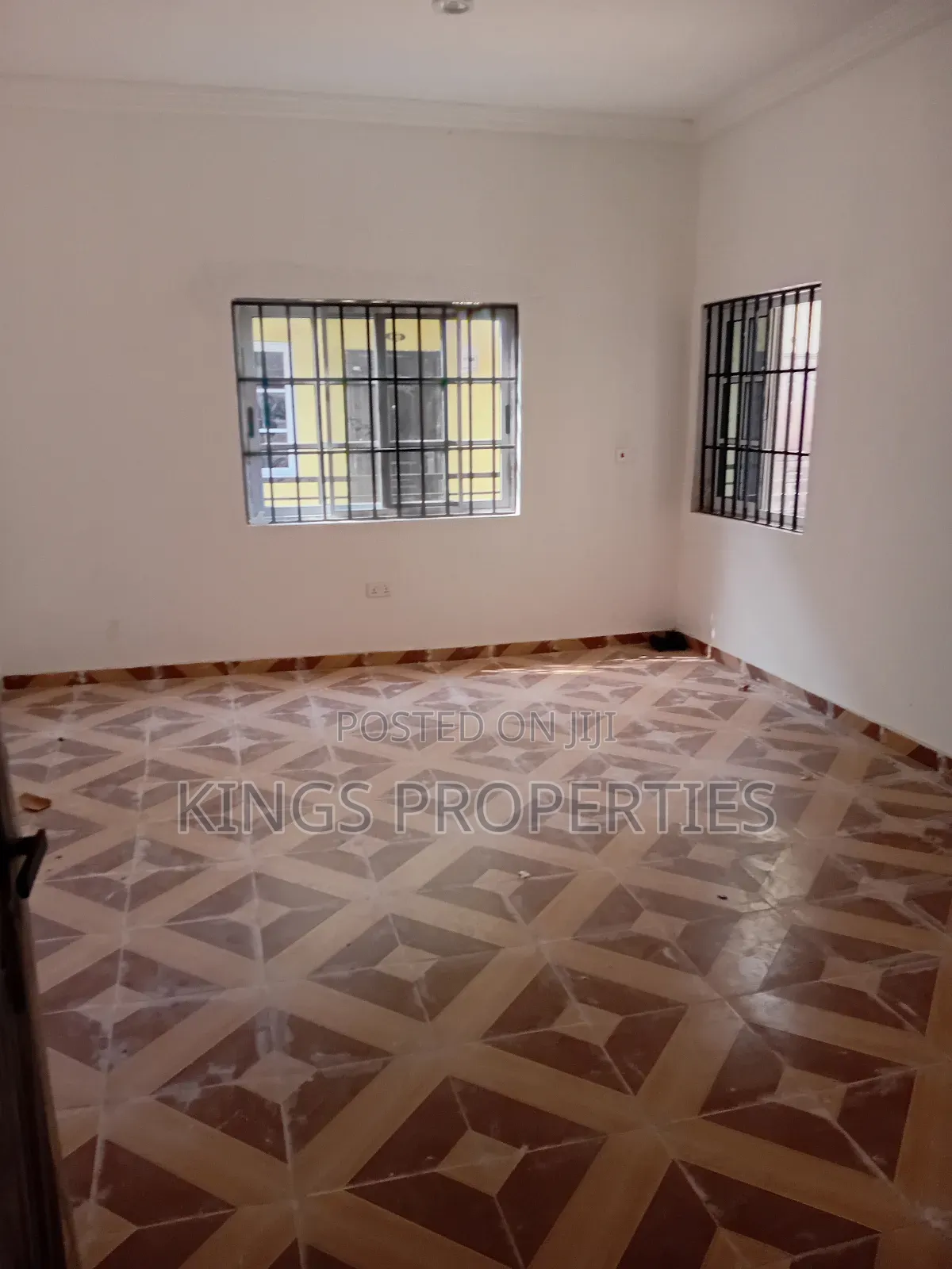 3bdrm Apartment in Classicpropertiesgh, Tetegu for rent