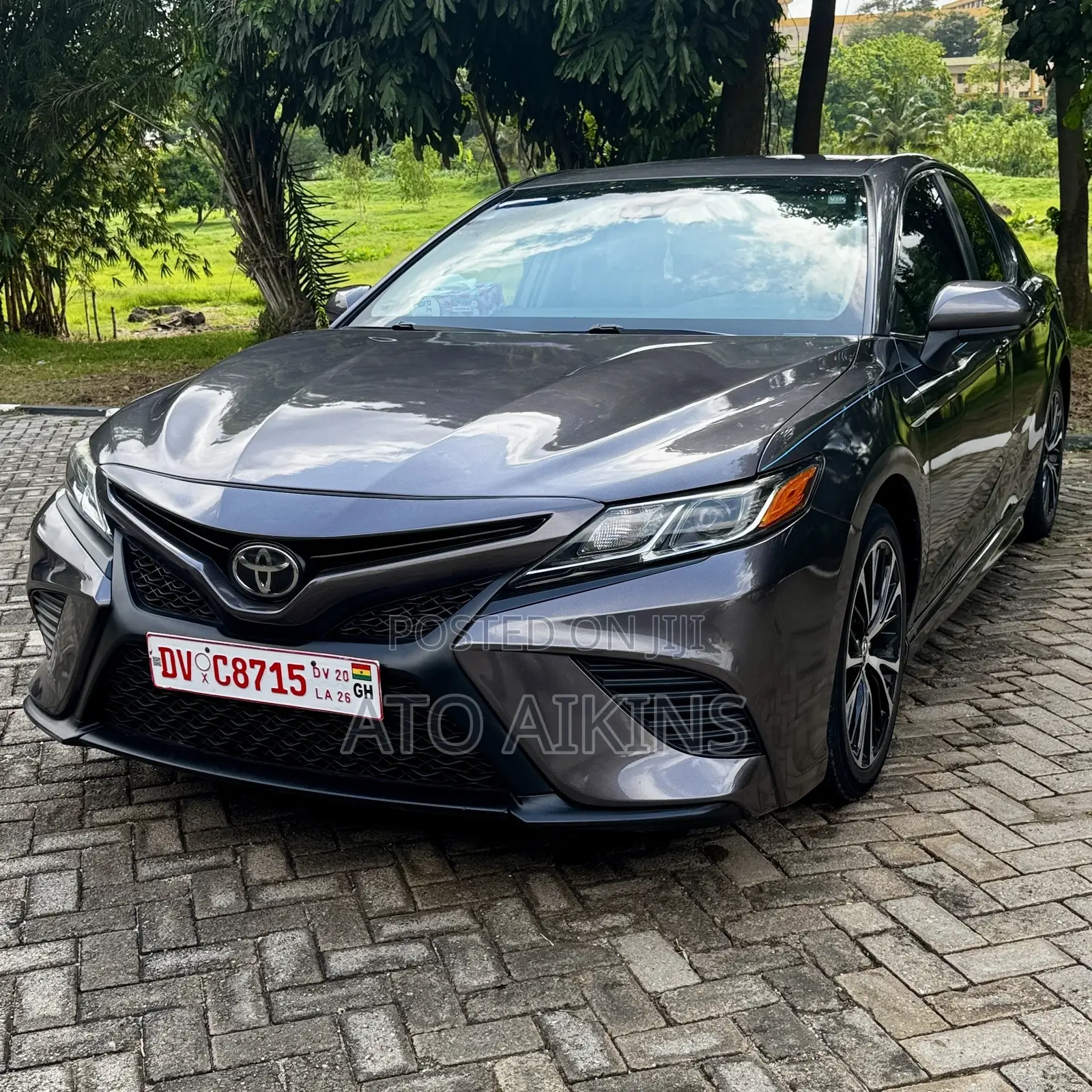 Toyota Camry SE (2.5L 4cyl 8A) 2019 Brown