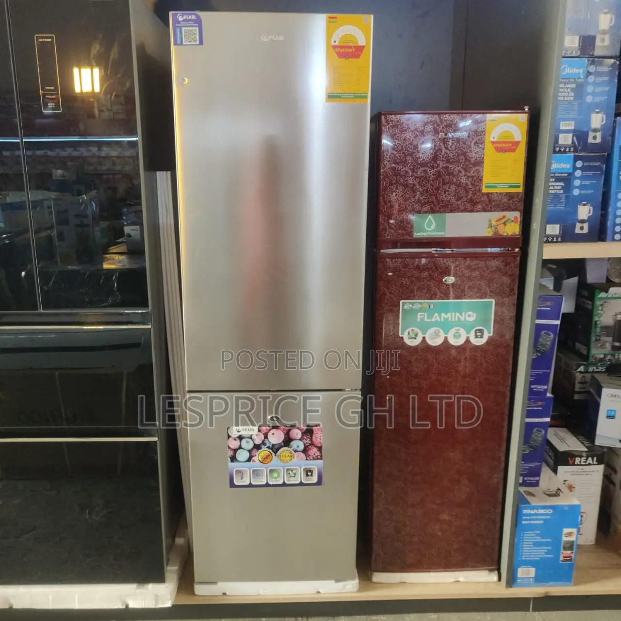 Highly Reliable 261 Pearl Refrigerator With Bottom Freezer