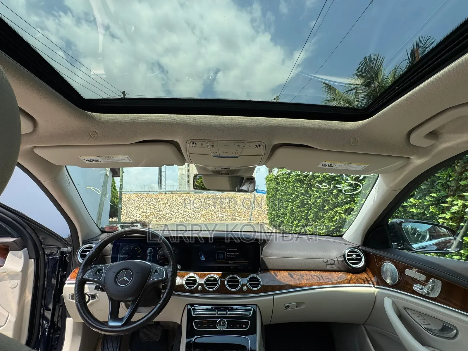 Mercedes-Benz E300 2018 Blue