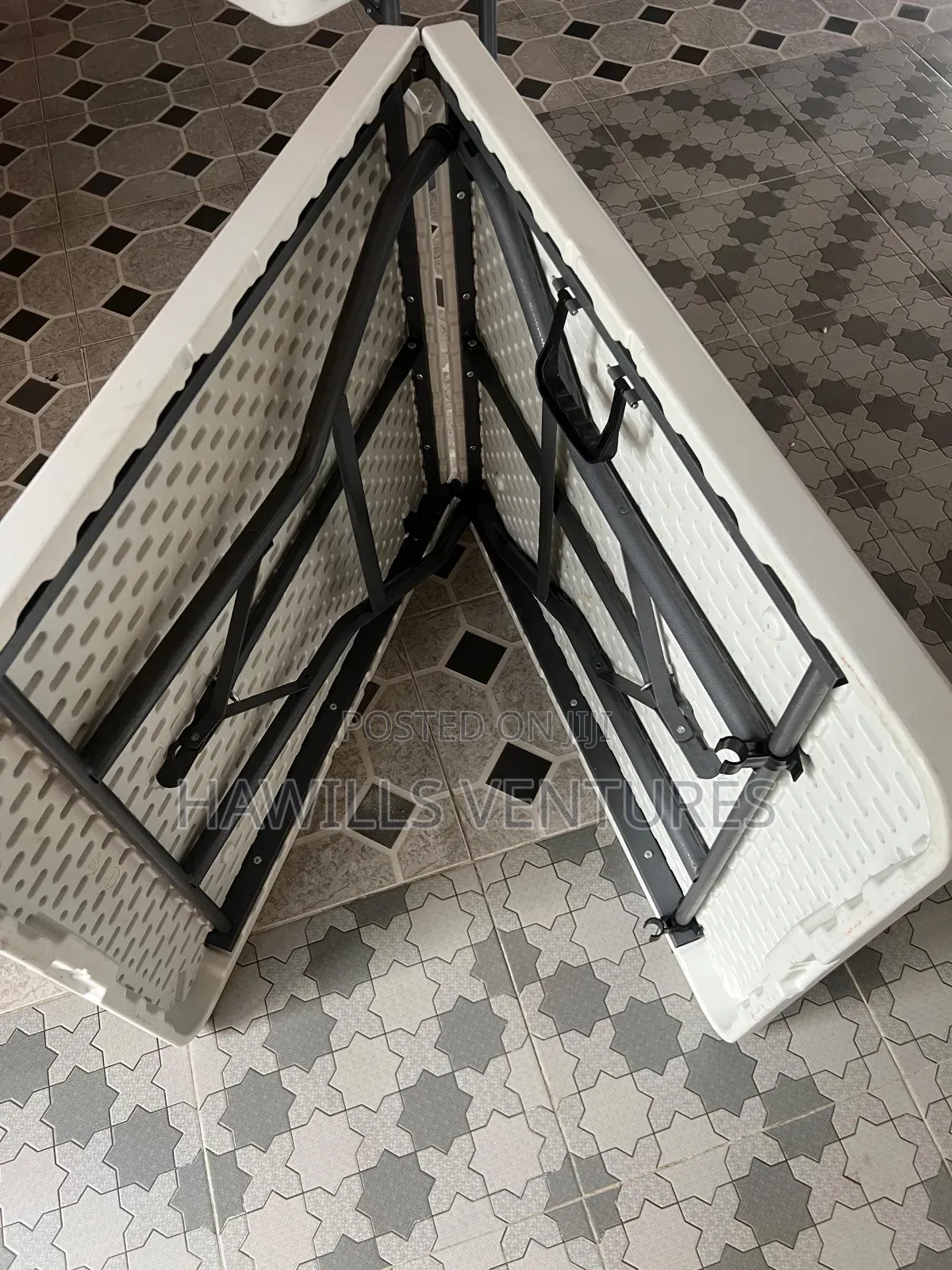 Foldable Rectangular Plastic Table(12 - 1)