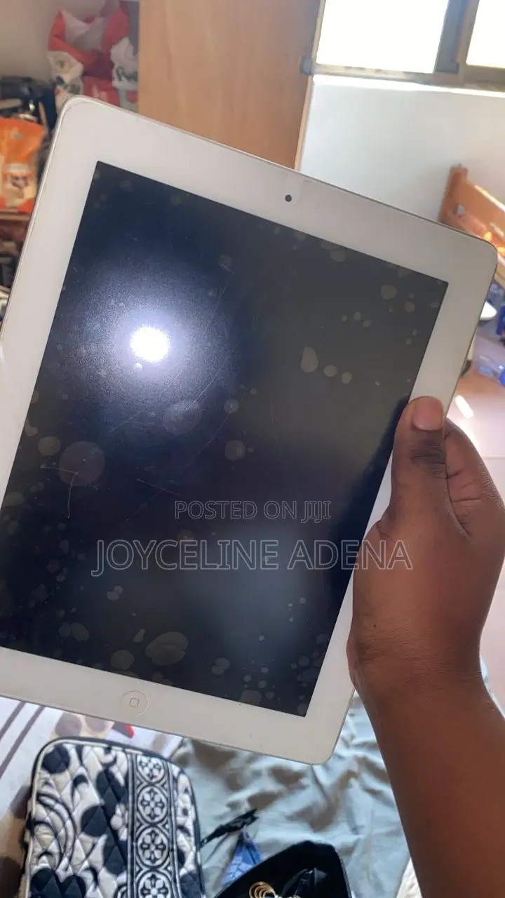 Apple iPad 2 Wi-Fi 16 GB Silver
