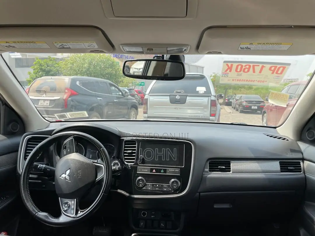Mitsubishi Outlander SEL AWC 2019 White