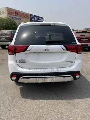 Mitsubishi Outlander SEL AWC 2019 White