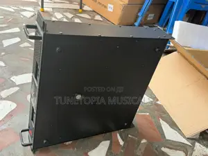 Peavey Cs 5000 Professional Power Amplifier