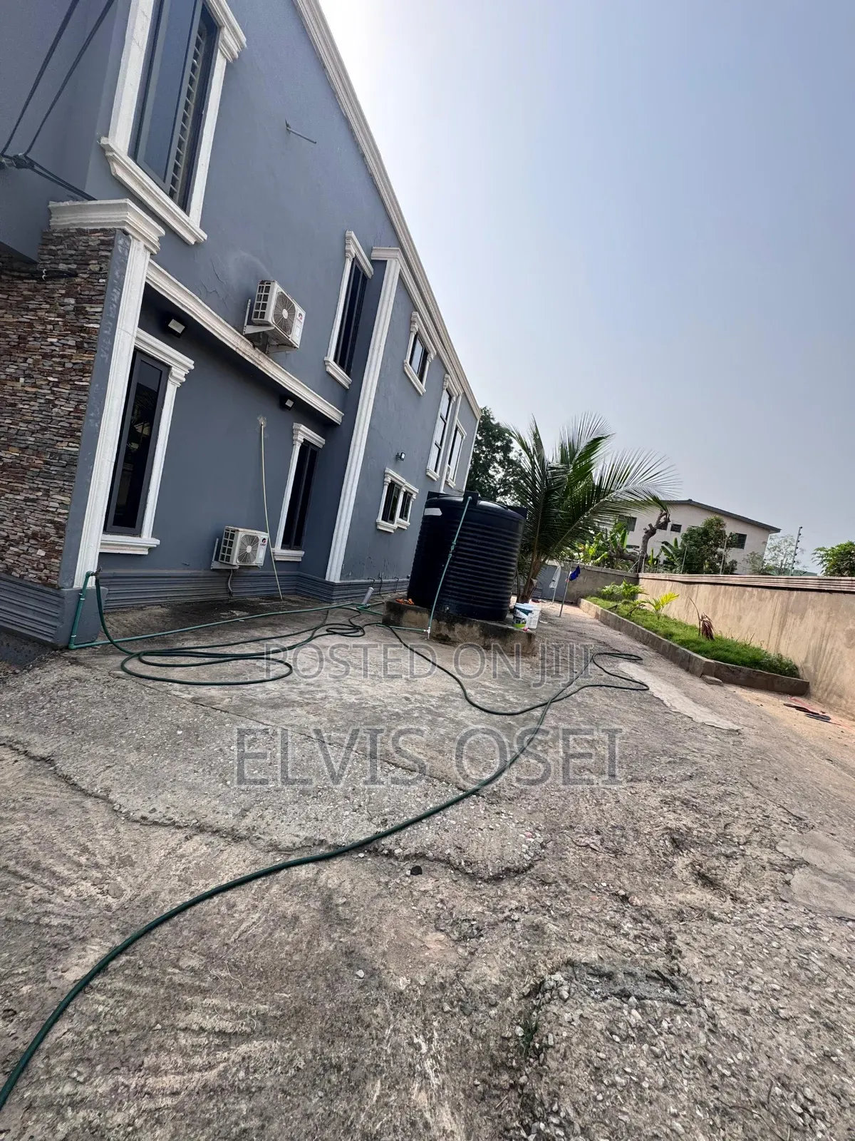 4bdrm Duplex in Barrier Aplaku for rent