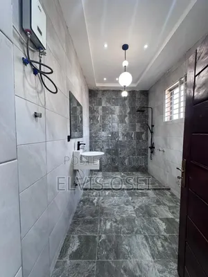 4bdrm Duplex in Barrier Aplaku for rent