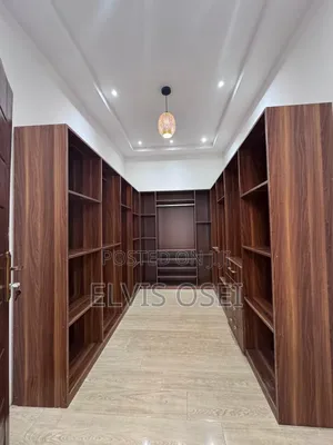 4bdrm Duplex in Barrier Aplaku for rent