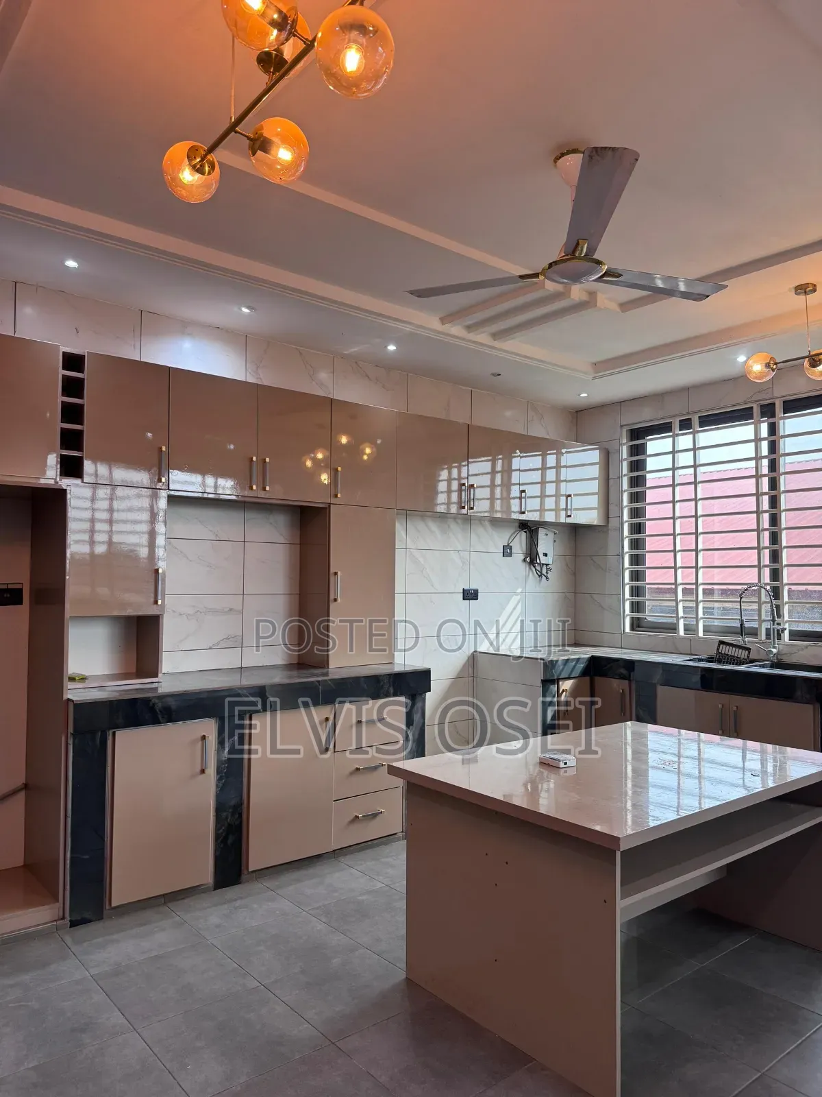 4bdrm Duplex in Barrier Aplaku for rent