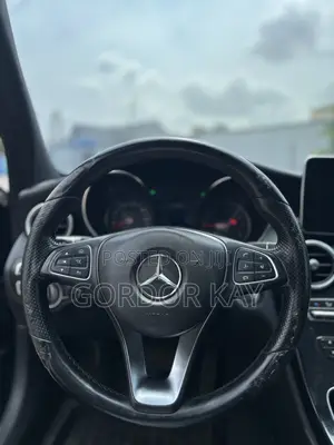 Mercedes-Benz C300 2018 Black