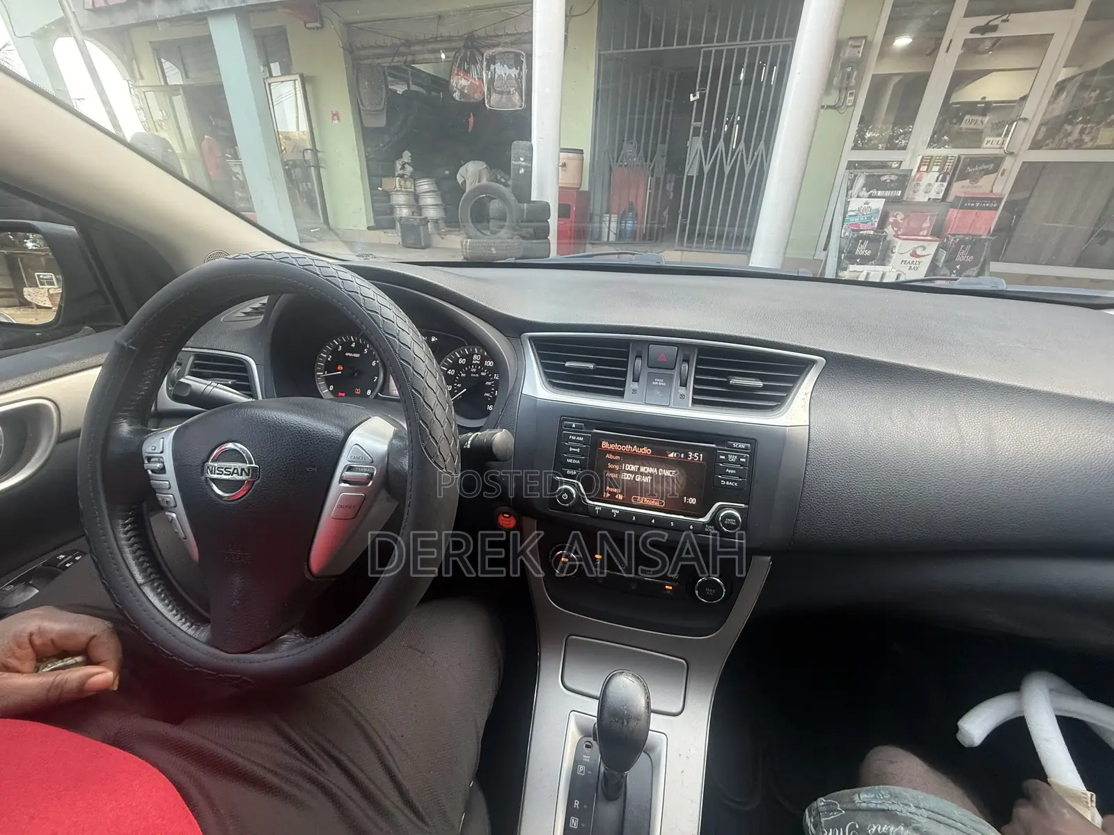 Nissan Sentra SV 4dr Sedan (1.8L 4cyl CVT) 2015 Black