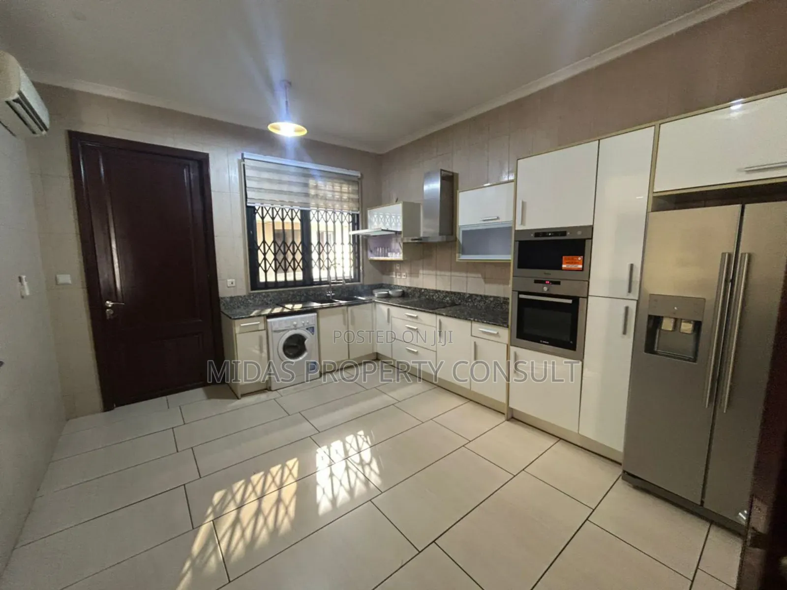 Furnished 4bdrm Townhouse / Terrace in Cantonment, US Embassy Area