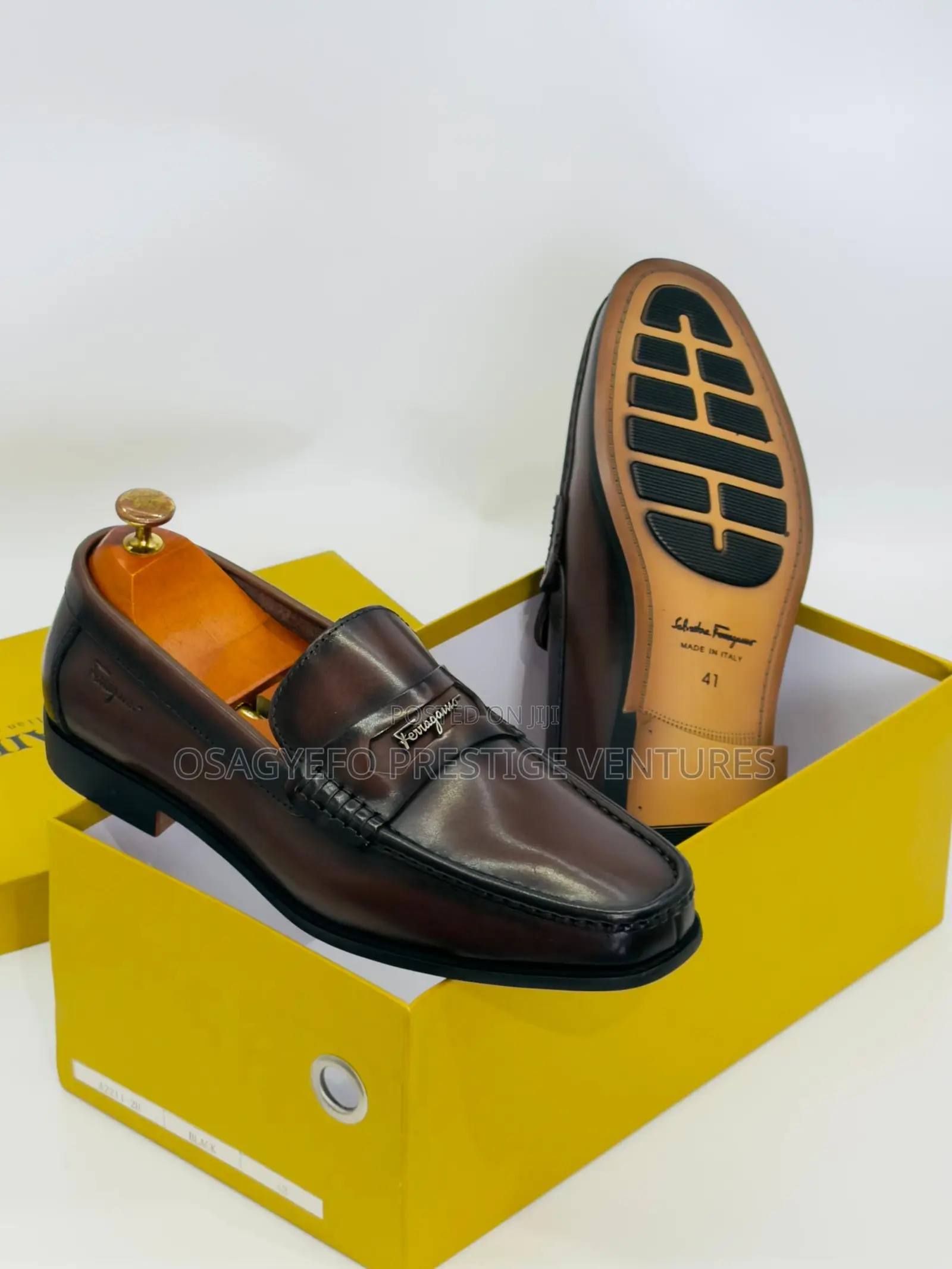 High Premium Leather Ferraegamo Shoe Coffe
