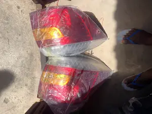 Toyota Highlander 2008/2009/2010/2011 Tail Lights Pair
