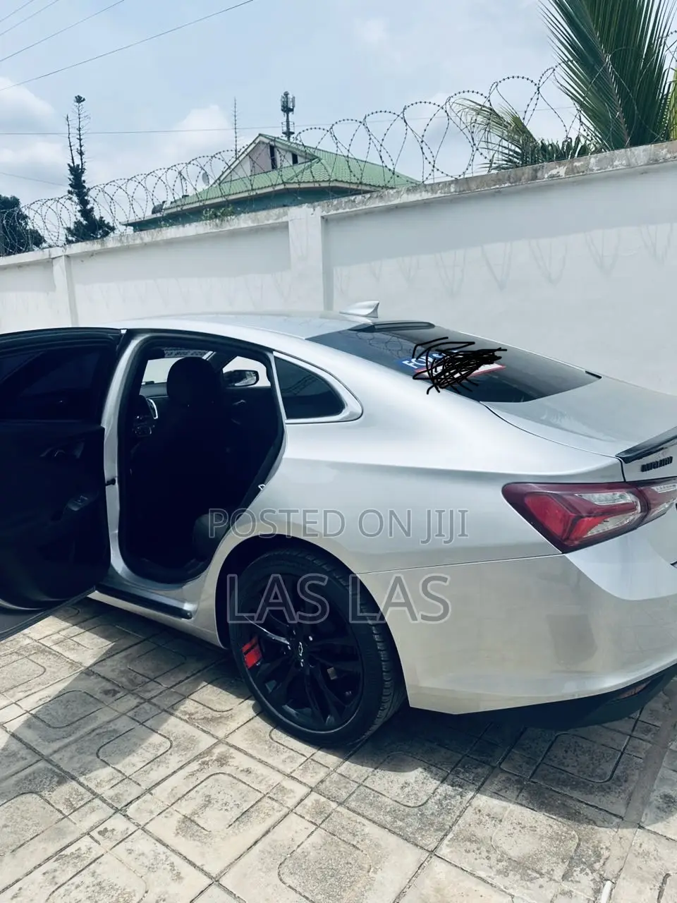 Chevrolet Malibu 2021 Silver
