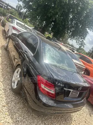 Mercedes-Benz C250 2014 Black