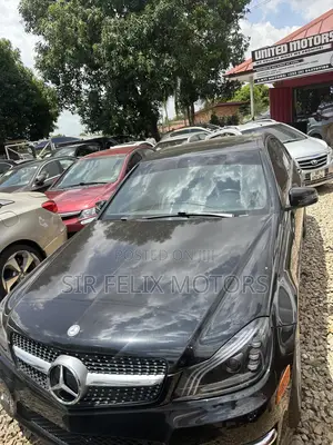 Mercedes-Benz C250 2014 Black