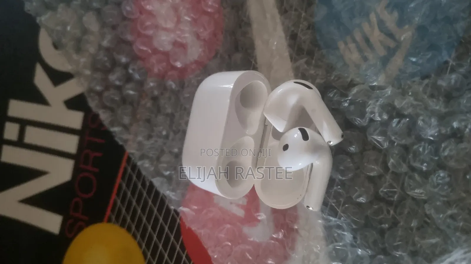 Apple Airpods Pro 2 With Anc With Lightning Charging Case