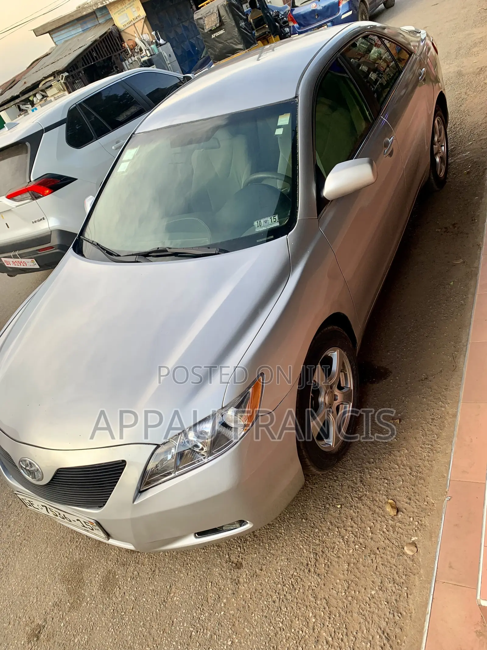 Toyota Camry 2010 Silver