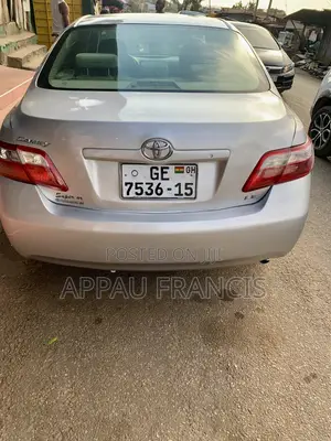 Toyota Camry 2010 Silver