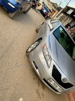 Toyota Camry 2010 Silver