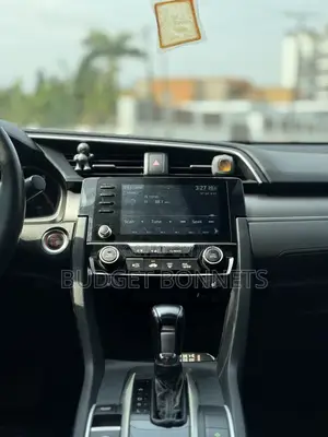 Honda Civic EX Sedan 2020 White