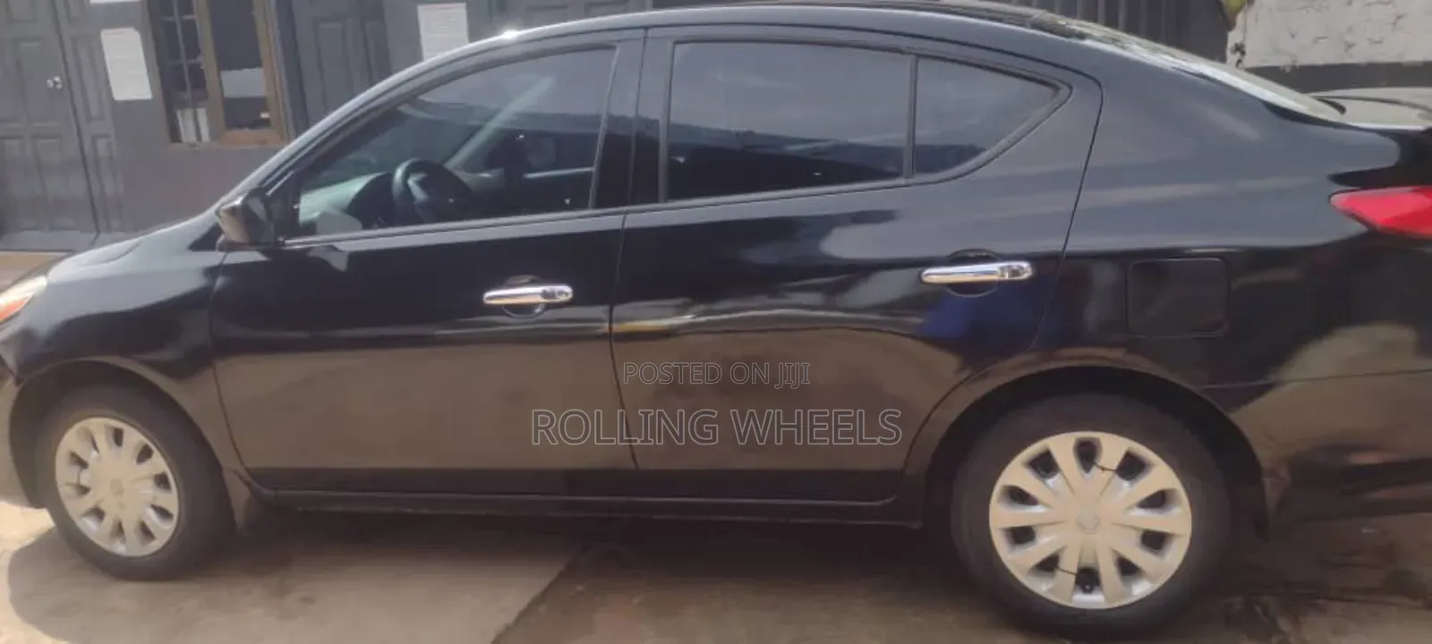 Nissan Versa 2013 Black