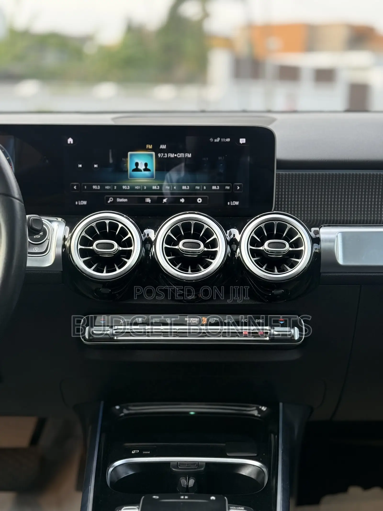 Mercedes-Benz GLB-Class GLB 250 4MATIC 2021 Silver