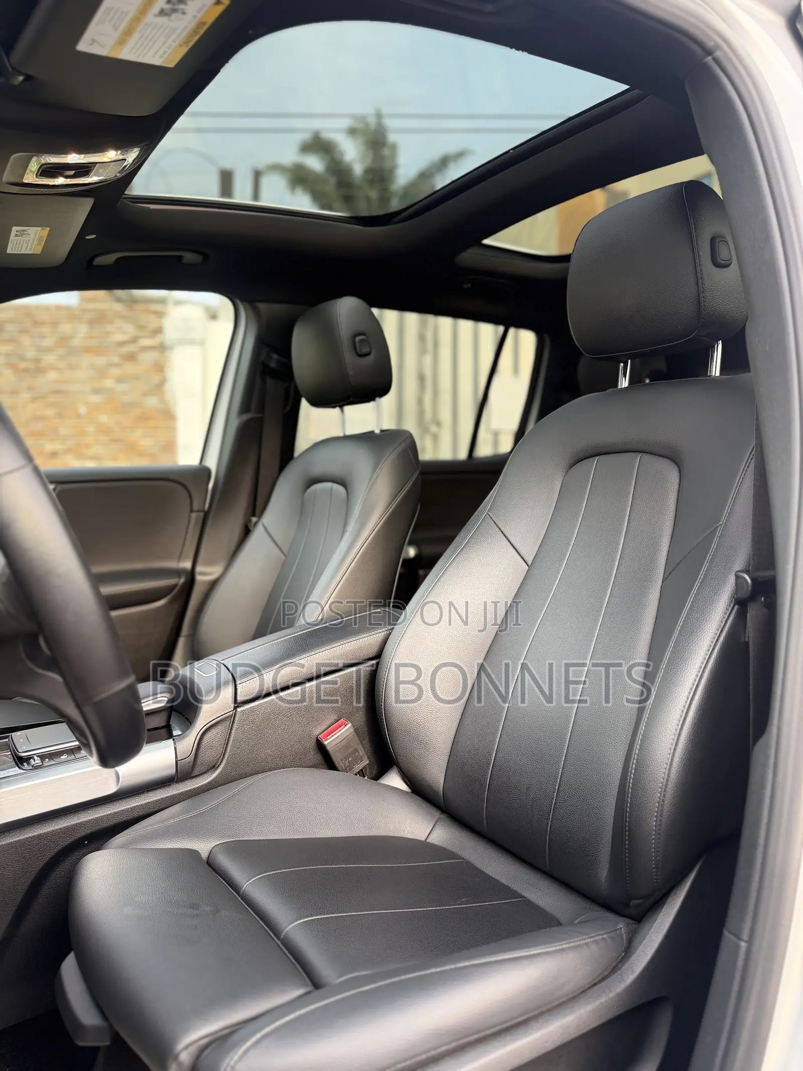 Mercedes-Benz GLB-Class GLB 250 4MATIC 2021 Silver