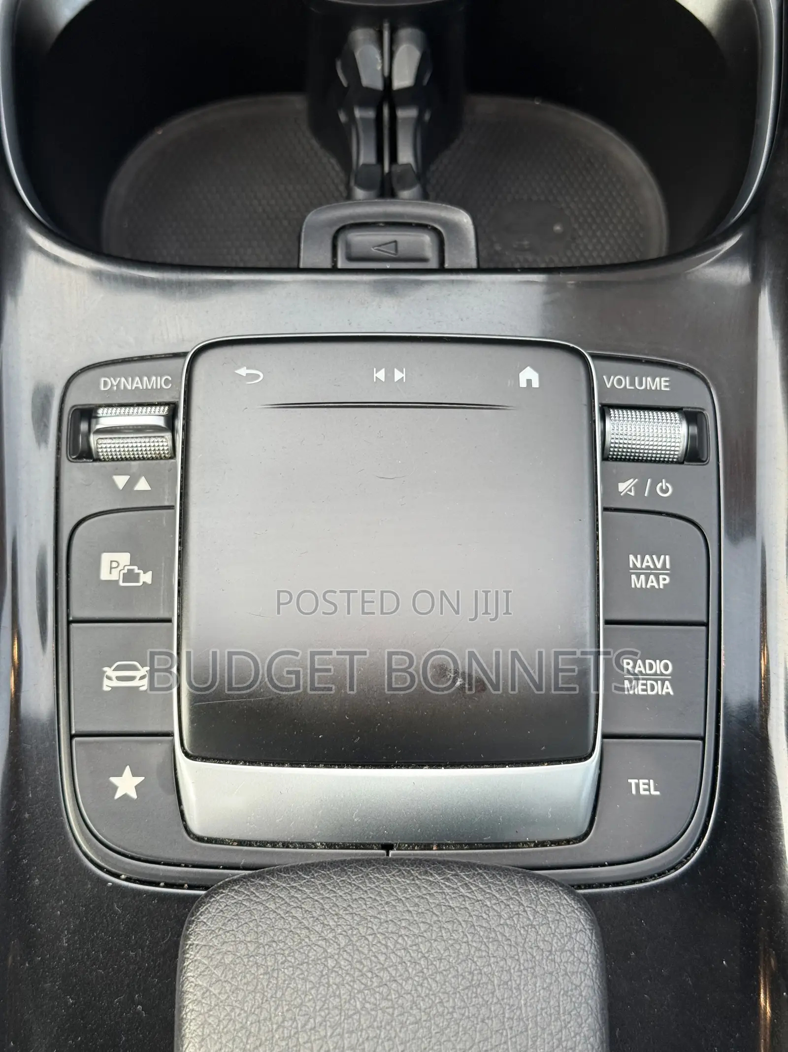 Mercedes-Benz GLB-Class GLB 250 4MATIC 2021 Silver