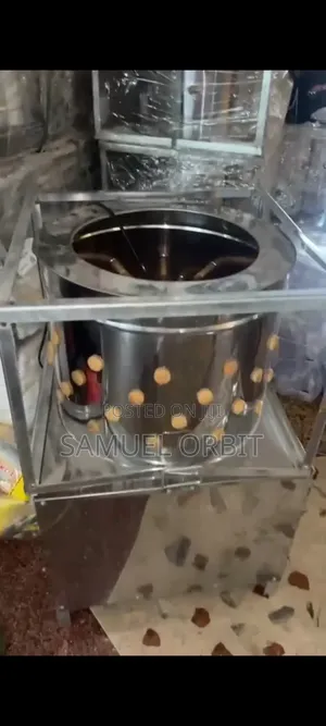 Plucker Machine/Poultry Defeathering Machine