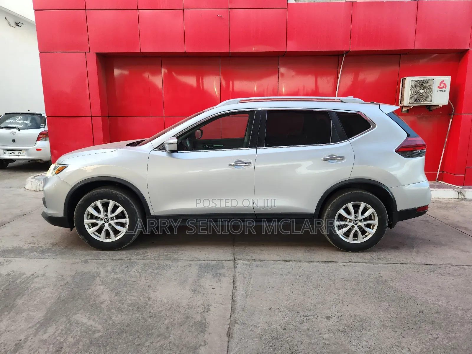 Nissan Rogue SV AWD 2017 Silver