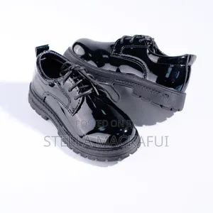 Executive Mirror Shoes Sizes 37)38 Only