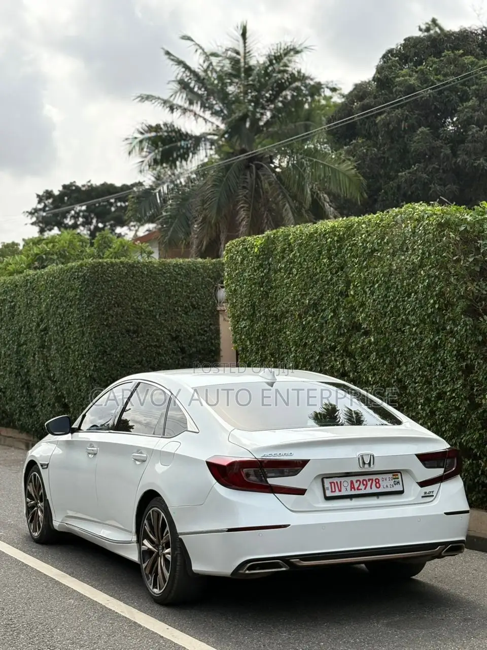 Honda Accord Sport (2.0L 4cyl Turbo 10A) 2019 White