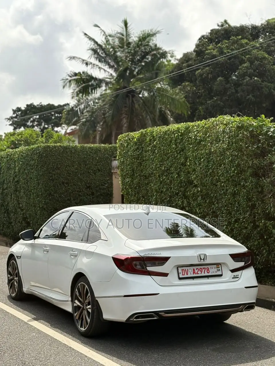 Honda Accord Sport (2.0L 4cyl Turbo 10A) 2019 White