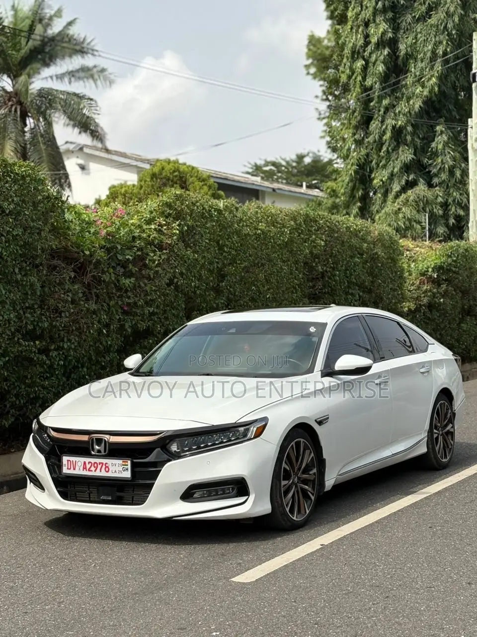 Honda Accord Sport (2.0L 4cyl Turbo 10A) 2019 White